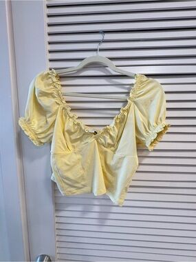 Topshop Pale Yellow Puff Sleeve Ruched Crop Top